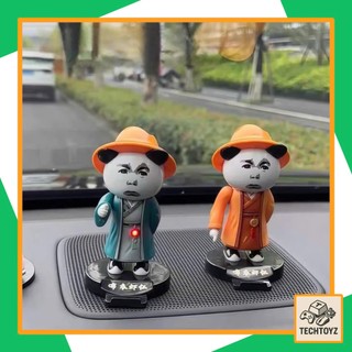 Hà Nhân - Phiên Bản Đa Năng - Có Phát 2 Bài Nhạc, Giá Đỡ Điện Thoại, Móc Khóa