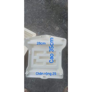 Khuôn đúc trụ đèn trang trí sân vườn có thể lắp bóng đèn chiếu sáng bên trong