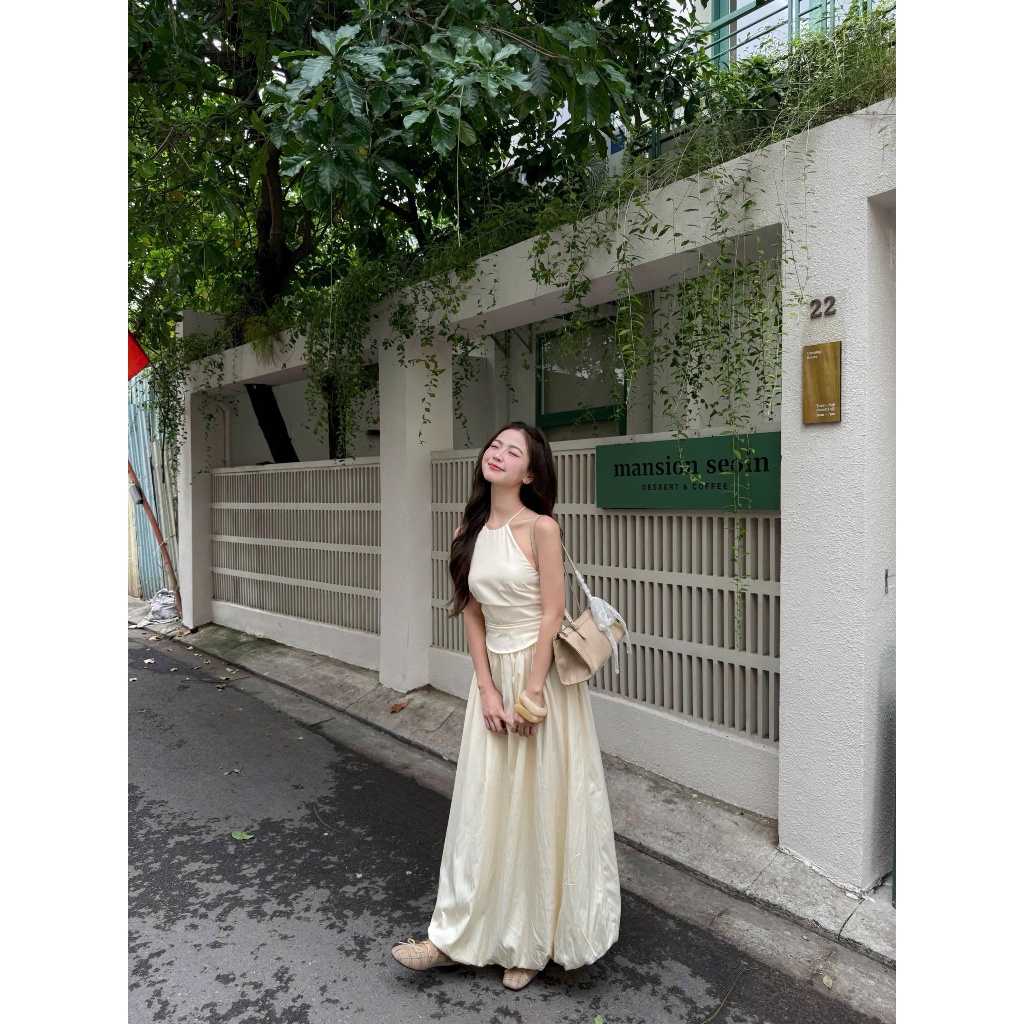 Đầm Maxi Onsra Cổ Yếm SECODEE