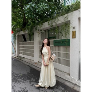 Đầm Maxi Onsra Cổ Yếm SECODEE