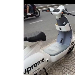chữ xe điện superme trang trí xe điện decal dán