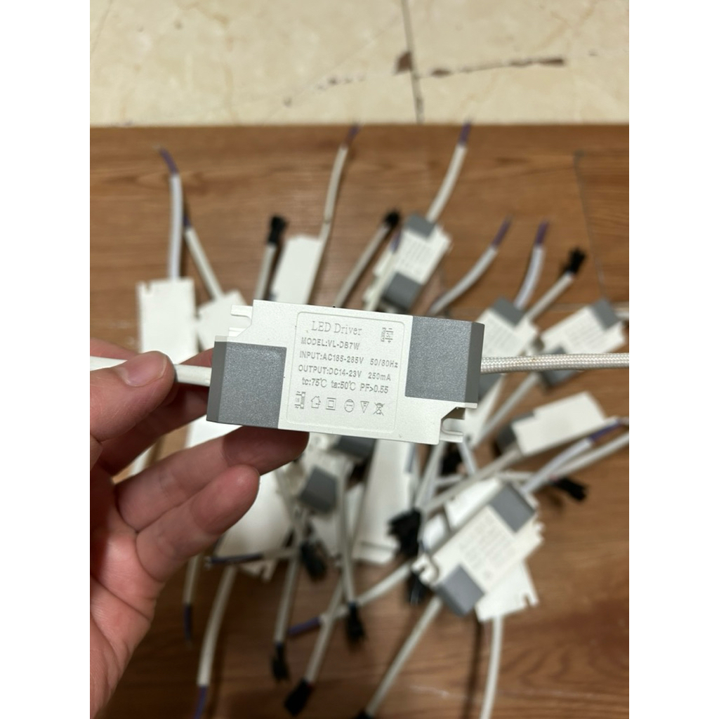 Nguồn đèn led âm trần 7w 3 màu. nguồn ốp nổi 12w,18w,24w