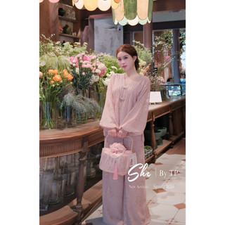 Set Pháp Phục 3 Món: Áo Voan Kim Sa + Áo 2 Dây + Quần Suông Chuẩn She’s