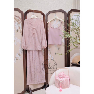 Set Pháp Phục 3 Món: Áo Voan Kim Sa + Áo 2 Dây + Quần Suông Chuẩn She’s