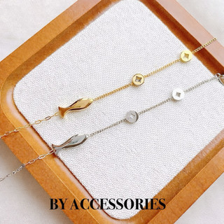 Lắc tay nữ titan xích phối mặt hình con cá và đồng xu mạ vàng không gỉ WB2606 BY ACCESSORIES