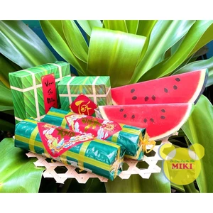 COMBO 6 MÓN ( 2 BÁNH CHƯNG, 2 BÁNH TÉT, 2 DƯA HẤU ) TRANG TRÍ TẾT XUÂN