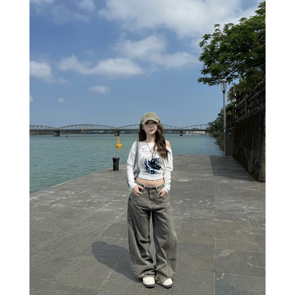 Quần Nữ YOGRAM PANTS Denim Ống Cong Cá Tính SECODEE