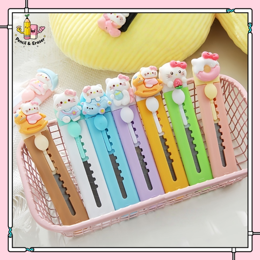 Bút Dao Dọc Giấy Mini Gắn Charm (Mẫu Hoạt Hình Dễ Thương) – Dao Mở Hàng/Bóc Thư Trong Suốt