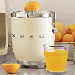 HCM Máy vắt cam SMEG CJF11CREU màu kem phong cách Retro 50s Style,điểm nhấn cho căn bếp của bạn GermanySnT 490030