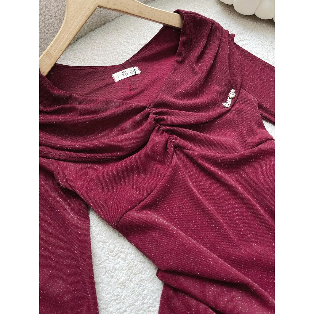 Áo Bigsize Nữ Tú Mỡ Áo Bigsize Thiết Kế Kiểu Trễ Vai Kim Tuyến Đi Chơi Đi Tiệc Đủ Size 45-80kg AK0384 | BigBuy360 - bigbuy360.vn