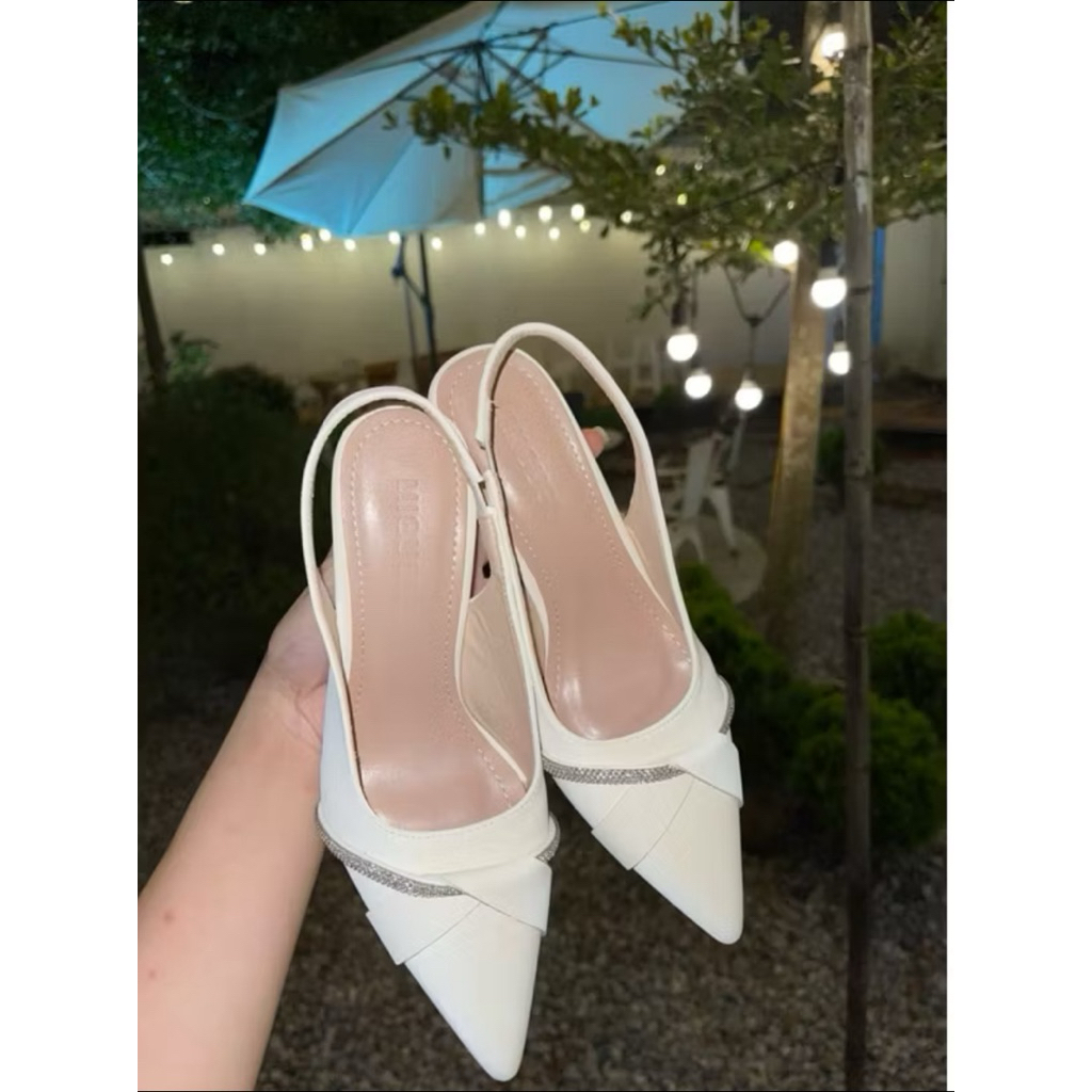 [ bigsize 35 -41 ] Giầy mũi nhọn phối dây đá chéo gót nhọn 7p-9p chất da mịn B03