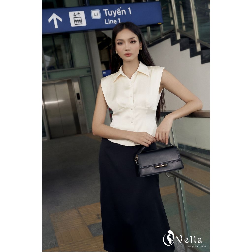 Set áo peplum kem phối chân váy lụa đen dáng A – đồ công sở thanh lịch nữ Vella VA24116 VV24097