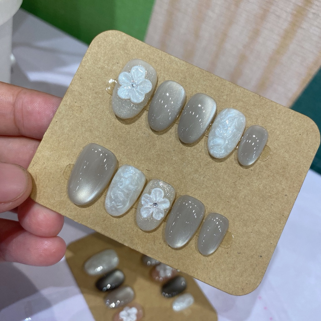 475. nailbox mắt mừo ánh nước, hoa nặn gel ánh trai