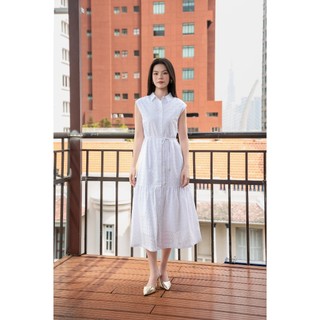 SWANLAKE | Váy Đầm Nữ Maxi Sơ Mi Suông Sát Nách Đuôi Cá Cotton Thêu Hoa Đục Lỗ Cài Nút Có Túi D12905
