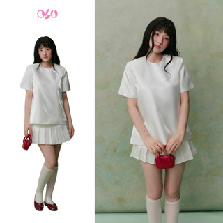 Set OLV áo và chân váy xếp ly chất tafta ánh kim đứng form White Tafta Pleated Mini Set trẻ trung
