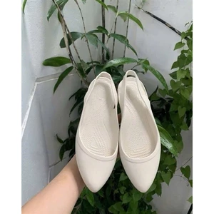 Giày Đế Bệt Nhựa EVA Nữ Mũi Nhọn Nhẹ Êm Chống Nước