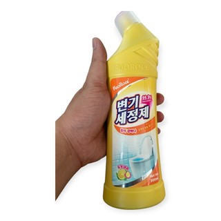 Nước tẩy bồn cầu Fuoroce sạch không cần chà với công thức kiềm siêu sạch chai 500ml