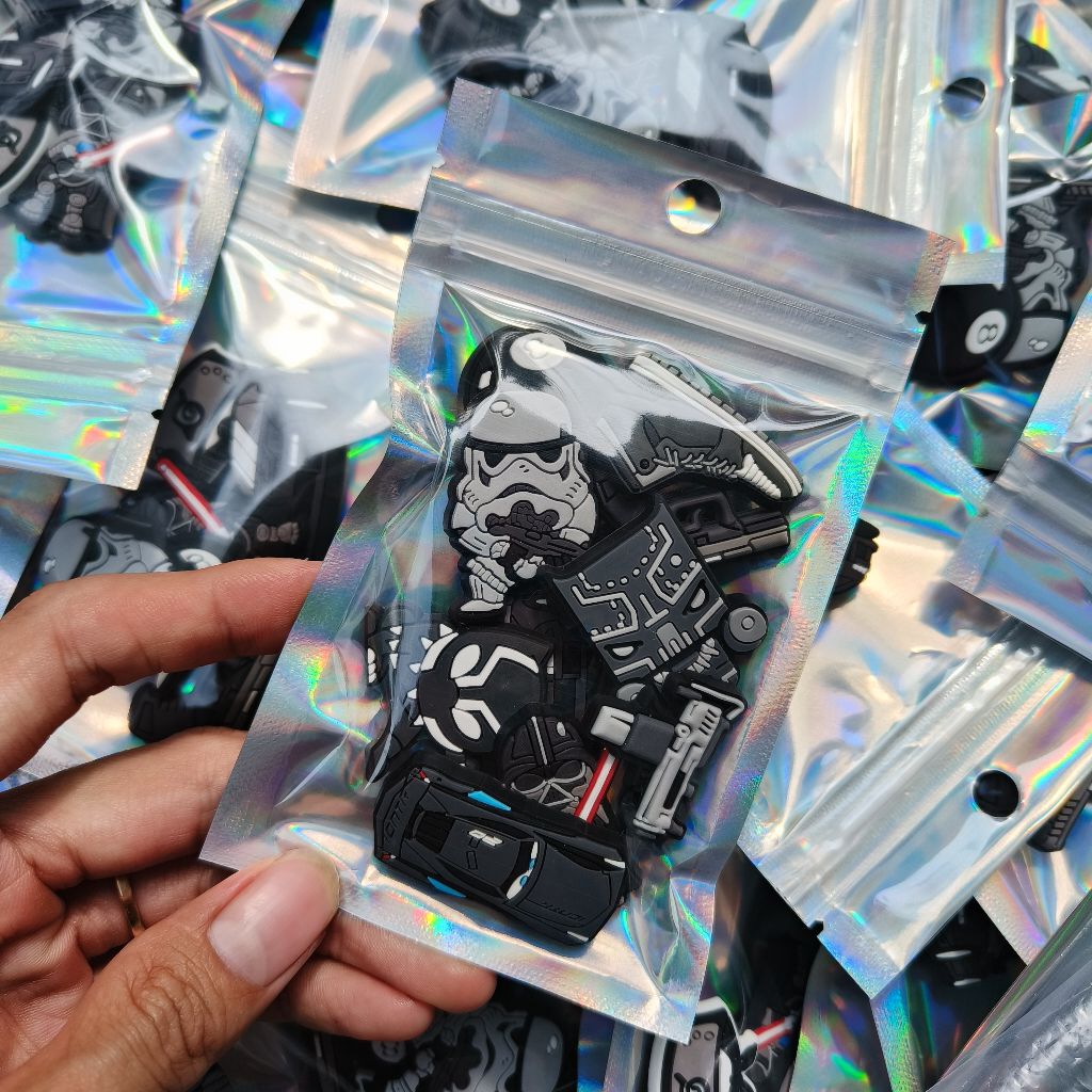 Set charm BLACK gắn dép cross, Nút gắn jibbitz sticker anime trang trí nhựa  PVC CROSS TREND