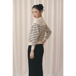 Quần thun OLV ống loe tôn dáng Black High Waist Flared Pants phù hợp mọi dịp