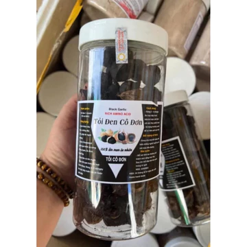 1Kg=2 Hộp Tỏi đen cô đơn(tỏi 1 nhánh)thơm nức,dẻo không hăng,lên men tự nhiên ngon cực