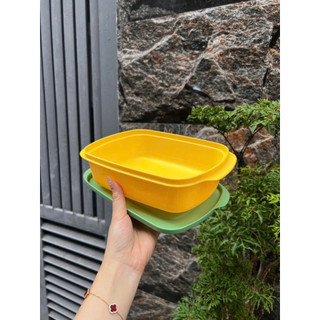 Hộp cơm 1L để được trong lò vi sóng, có vạch chia ngăn tiện lợi khi đựng đồ ăn