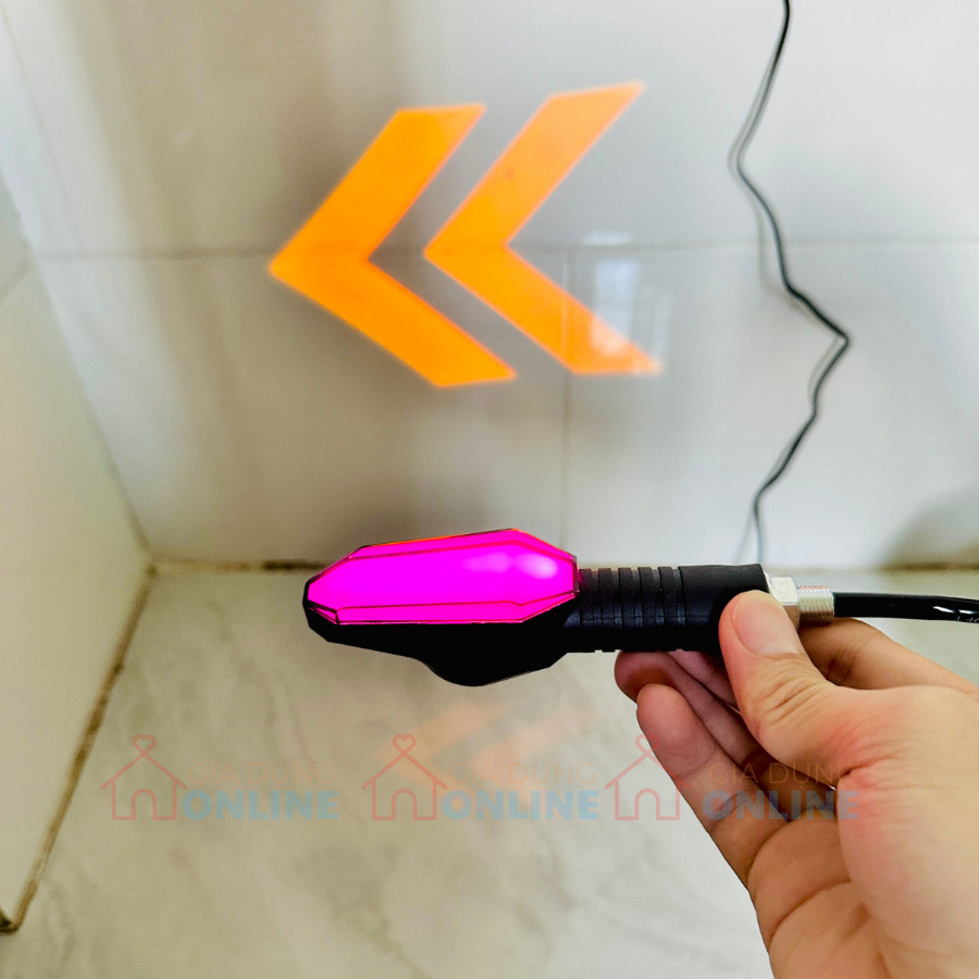 Đèn xi nhan chiếu mũi tên 12V nhấp nháy đổi màu bằng nam châm cảm biến từ