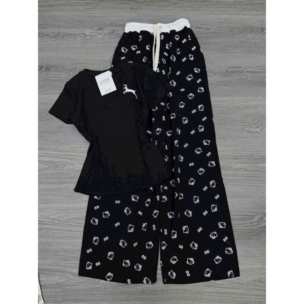 Sét Bộ Quần Dài Mèo Cạp Trắng Mix Áo Thun Babytee In Huơu ,Ngựa Giả Thêu Siêu Sắc Nét