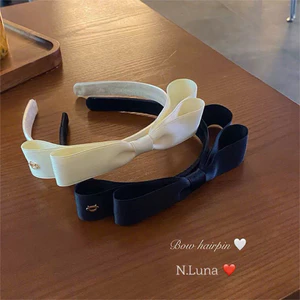 Bờm nơ nàng thơ tiểu thư gọn gàng