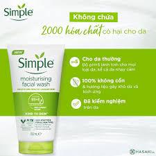 Sữa rửa mặt Simple làm sạch dịu nhẹ, giúp da sáng mịn, cấp ẩm cho mọi loại da kể cả da nhạy cảm