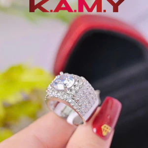 Nhẫn Nam Đính Đá Cao Cấp K.A.M.Y – Bản Lớn Sang Trọng, Đá Chủ Lấp Lánh, Phong Cách Doanh Nhân
