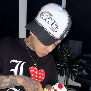 nón hiphop đính đá lấp lánh