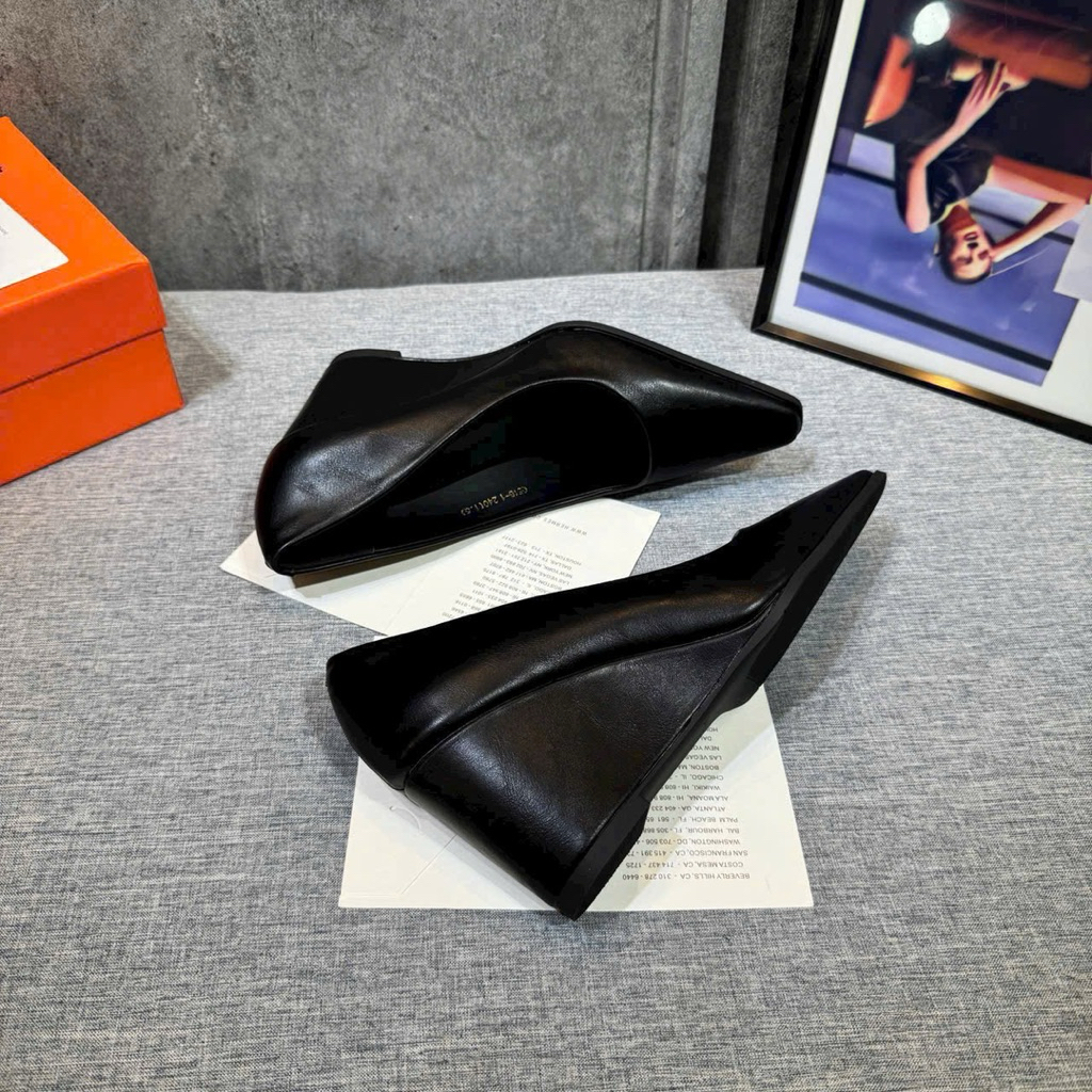👠🕶️👜🎒…giày đế xuồng