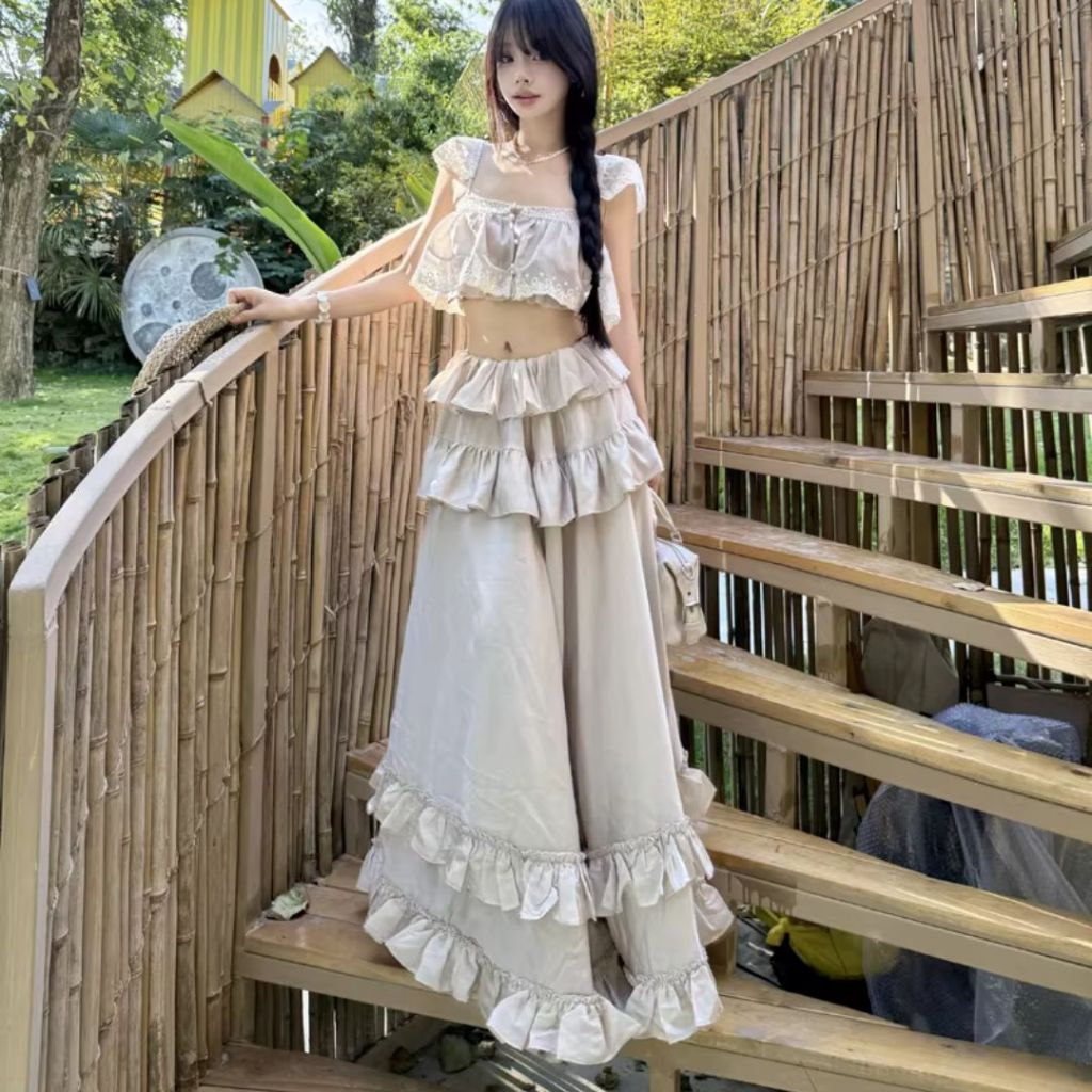 YNN STUDIO set bộ áo 2 dây và chân váy đi biển maxi viền bèo tiểu thư