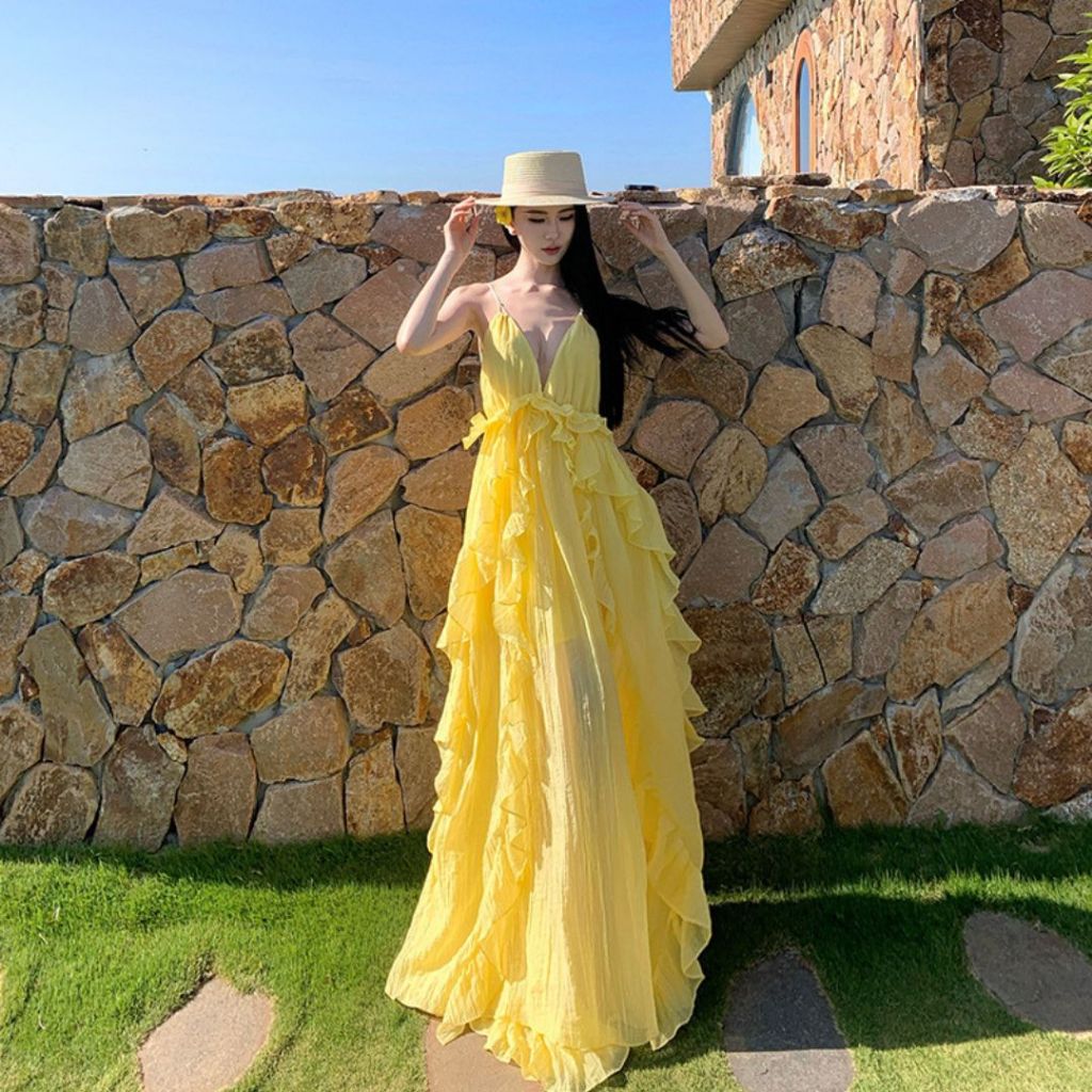 YNN STUDIO Đầm đi biển maxi màu vàng 2 dây tôn dáng