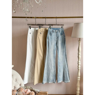 Quần Jeans Ống Loe Thêu Ngựa Chuẩn Linh Hoàng
