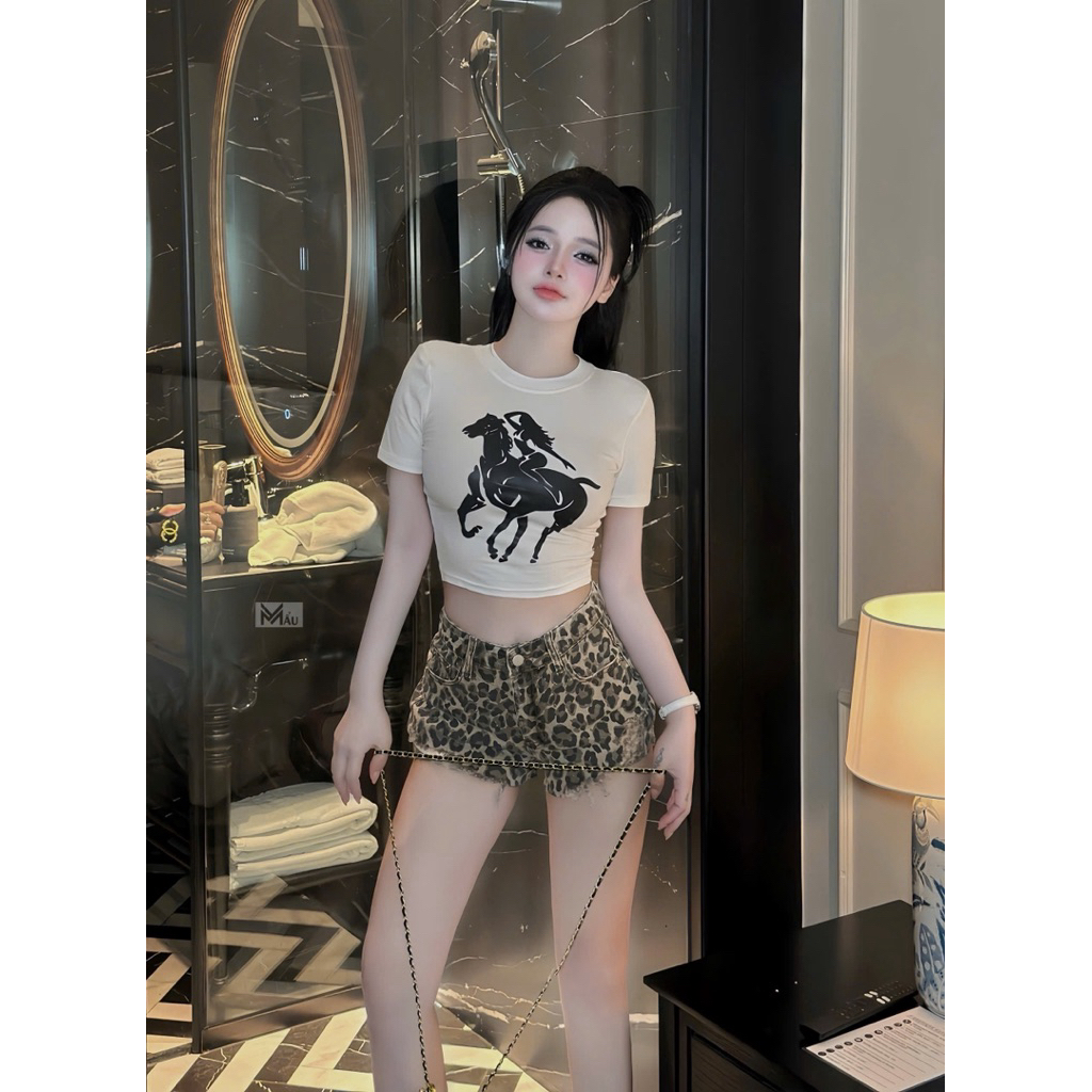 Áo cộc tay dáng croptop in hình ngựa có đệm vai siu đẹp