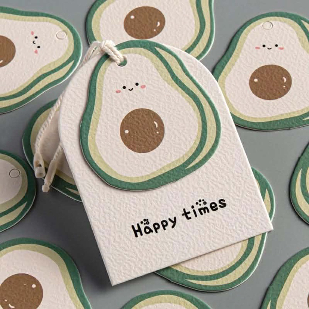 Bombo 100 bộ tag_mac 2 chi tiết hình quả bơ kèm 100 dây treo quần áo trẻ em ❤️(order 7-10n)