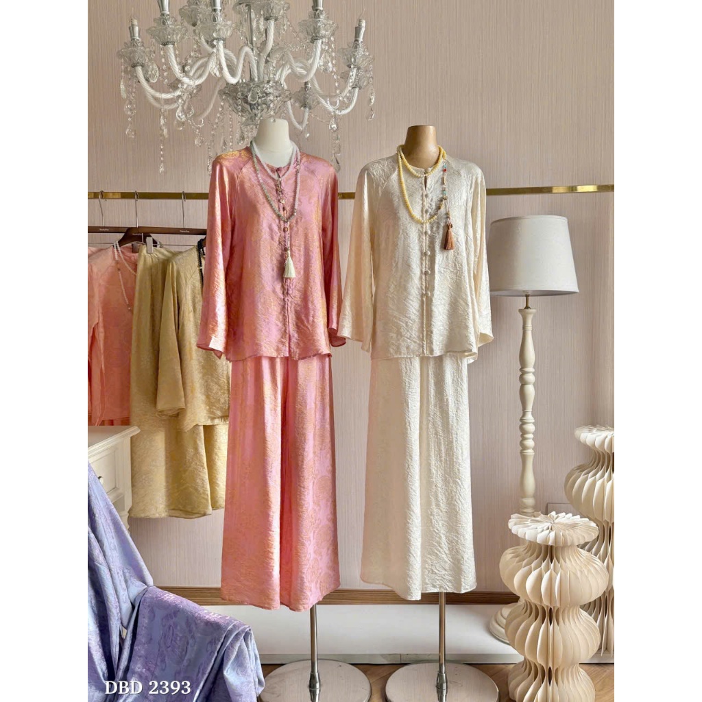 ZIMM STORE-Set Áo Cổ Tàu Cài Cúc Giữa Phối Quần Suông Rộng Chất Gấm