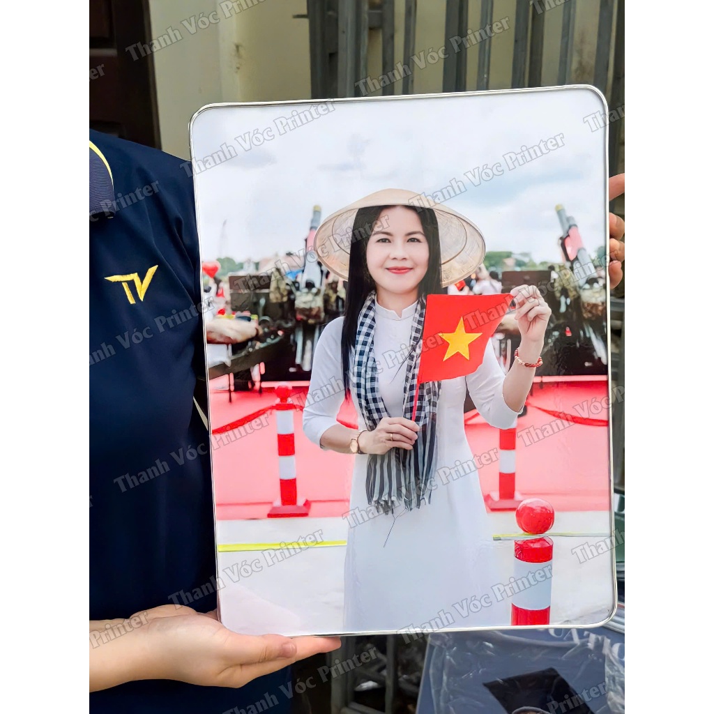 Khung Ảnh Tráng Gương Pha Lê cao cấp 13x18 15x20 20x30 30x40 Bảo hành 10 năm về màu sắc(Gửi ảnh trước khi đặt)