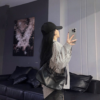 Áo Sơ Mi Kẻ Sọc Thiết Kế Cổ Bẻ Túi Nắp Thuê họa tiết đáng yêu Outfit trẻ trung