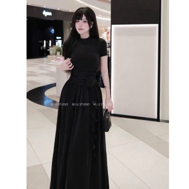Đầm body nữ tay ngắn nhún eo phối hoa eo tiểu thư , Váy thiết kế dáng dài tùng xoè trẻ trung mặc đi chơi , đi tiệc
