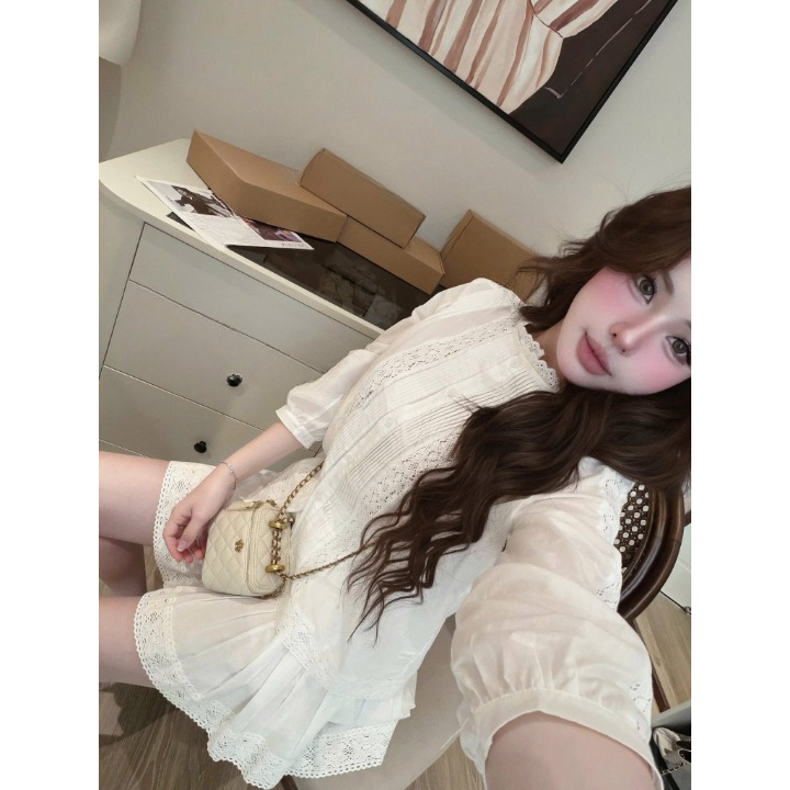 Set Đồ Nữ Màu Trắng Kem Áo Ren Tay Dài Mix Chân Váy Xòe Tiểu Thư, Outfit Ulzzang Nhẹ Nhàng HCOM27036