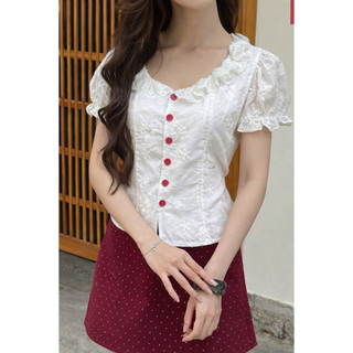 Áo kiểu nữ thô boil cổ bèo tay phồng phối cúc đỏ có dây buộc eo LAVIAN A83