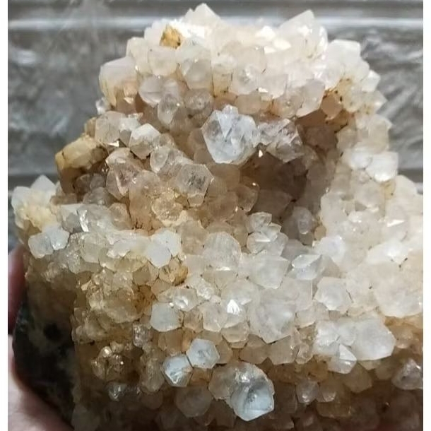 tinh thể thạch anh tự nhiên