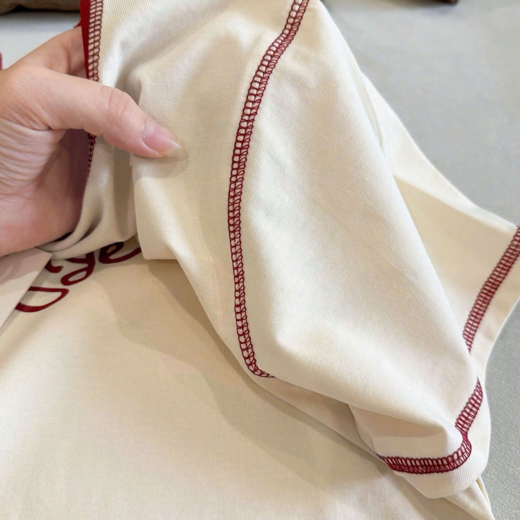 Áo Thun Viền Chữ Ngực Kem Nổi Bật, Chất Cotton Mềm Mịn, Có Kèm Hình Thật.