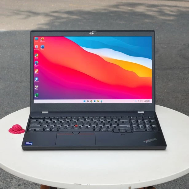 Lenovo Thinkpad P15v Gen 2 Core i7-11800H Ram 16Gb SSD 256GB Nvidia Quadro T1200 15.6″ FHD