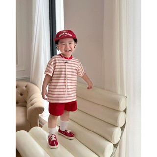 Bộ cộc tay bé trai kẻ ngang tone đỏ Style Hàn quần kaki, chất liệu cotton mềm mát tặng size 7-25kg