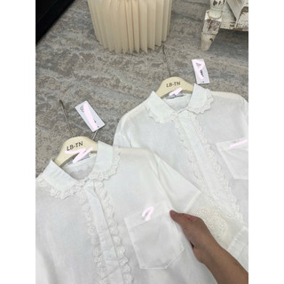 Áo sơ mi thô tay lỡ thêu logo CL cổ sen pha ren #85130