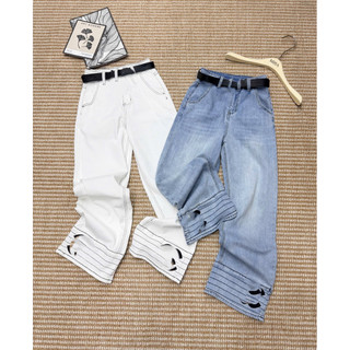Quần jeans suông chanh leo logo thêu