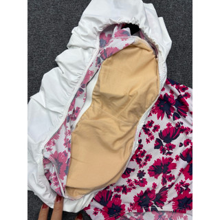 (Size XS) Bikini 1 mảnh, bộ đồ bơi liền thân kín đáo, hoạ tiết hoa nổi bật chất vải co giãn tốt có đệm ngực